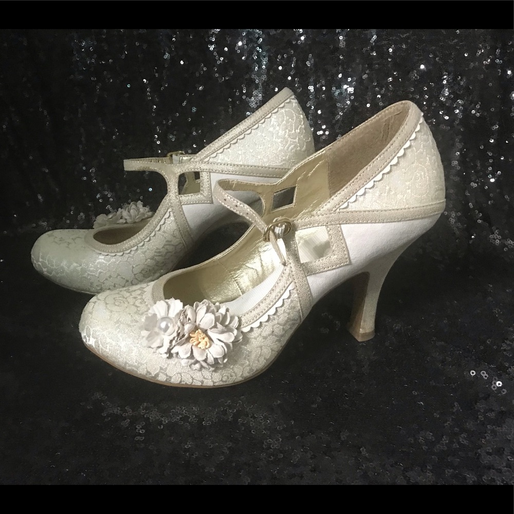 ModCloth Ruby Shoo Charming Capers Mary Jane